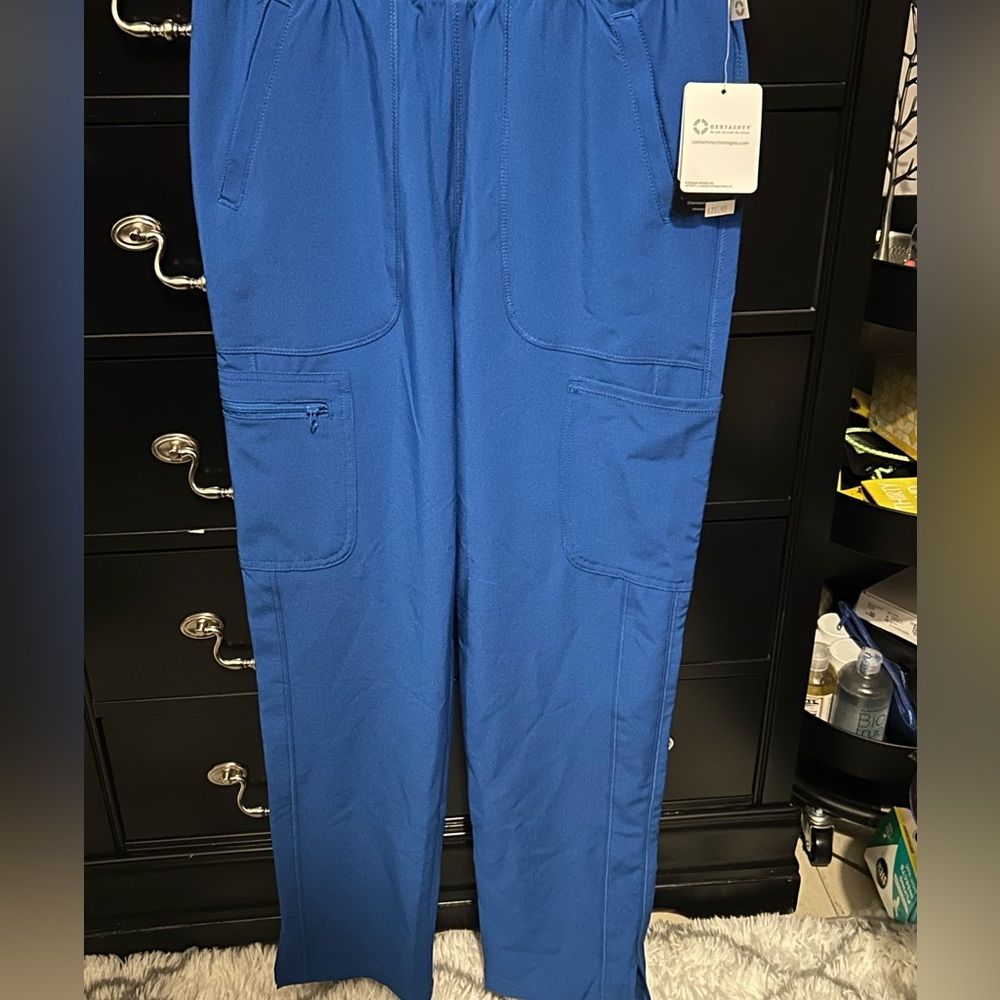 Cherokee infinity scrub botttoms